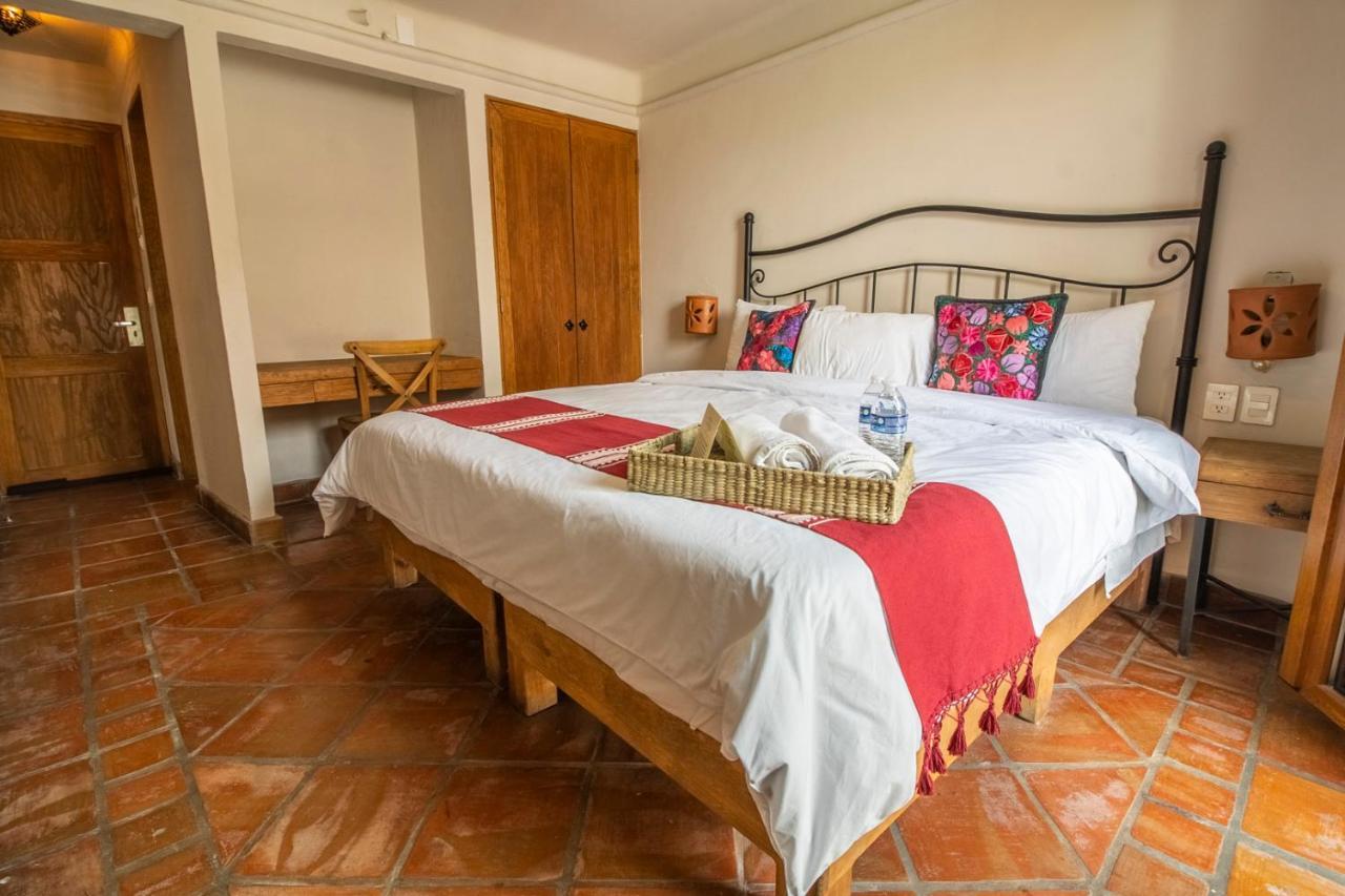 Puerta San Pedro Hotel Tlaquepaque Eksteriør billede